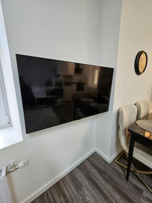 Affordable Suite In Vienna'S Hotpoint Zewnętrze zdjęcie
